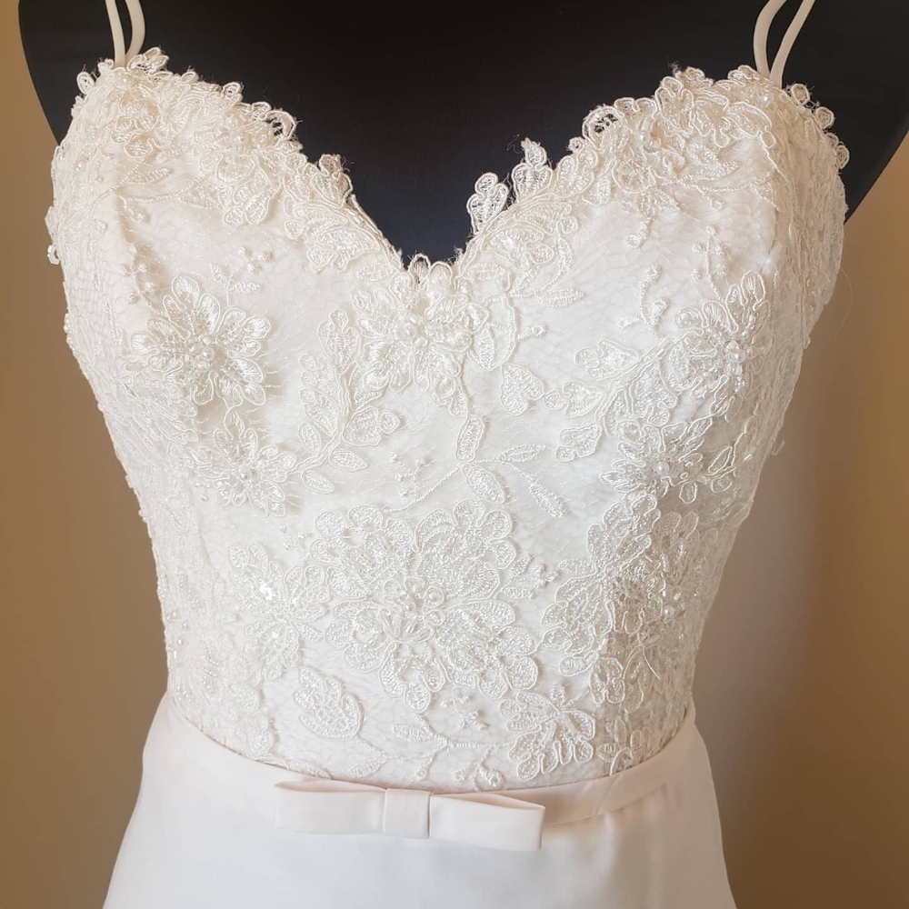 Mikaela gown